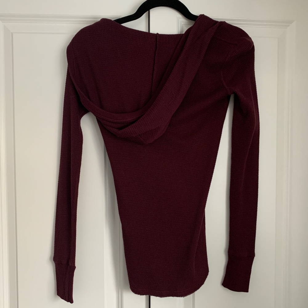 Maroon TNA hooded long sleeve - Picture 4 of 4